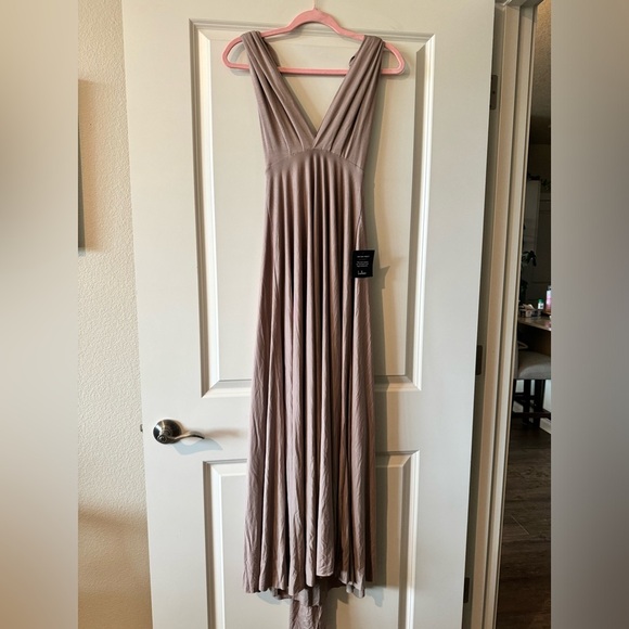 NEW Lulu's Tricks of the Trade Convertible Maxi Dress Taupe Size Small NWT - Picture 4 of 6